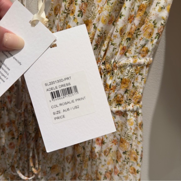 NWT- Significant Other Adele - Rosalie Print Yellow Floral Maxi Dress Size 2 - Picture 11 of 15